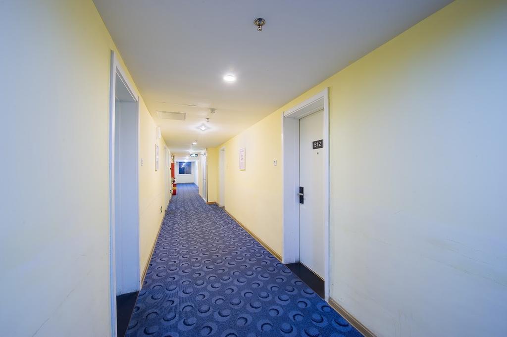 7Days Inn Dalian Gangwan Square Station Port Экстерьер фото